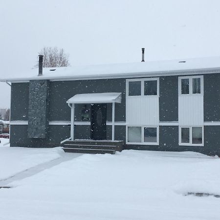 Bed and Breakfast Polar Nights Yellowknife Exterior foto