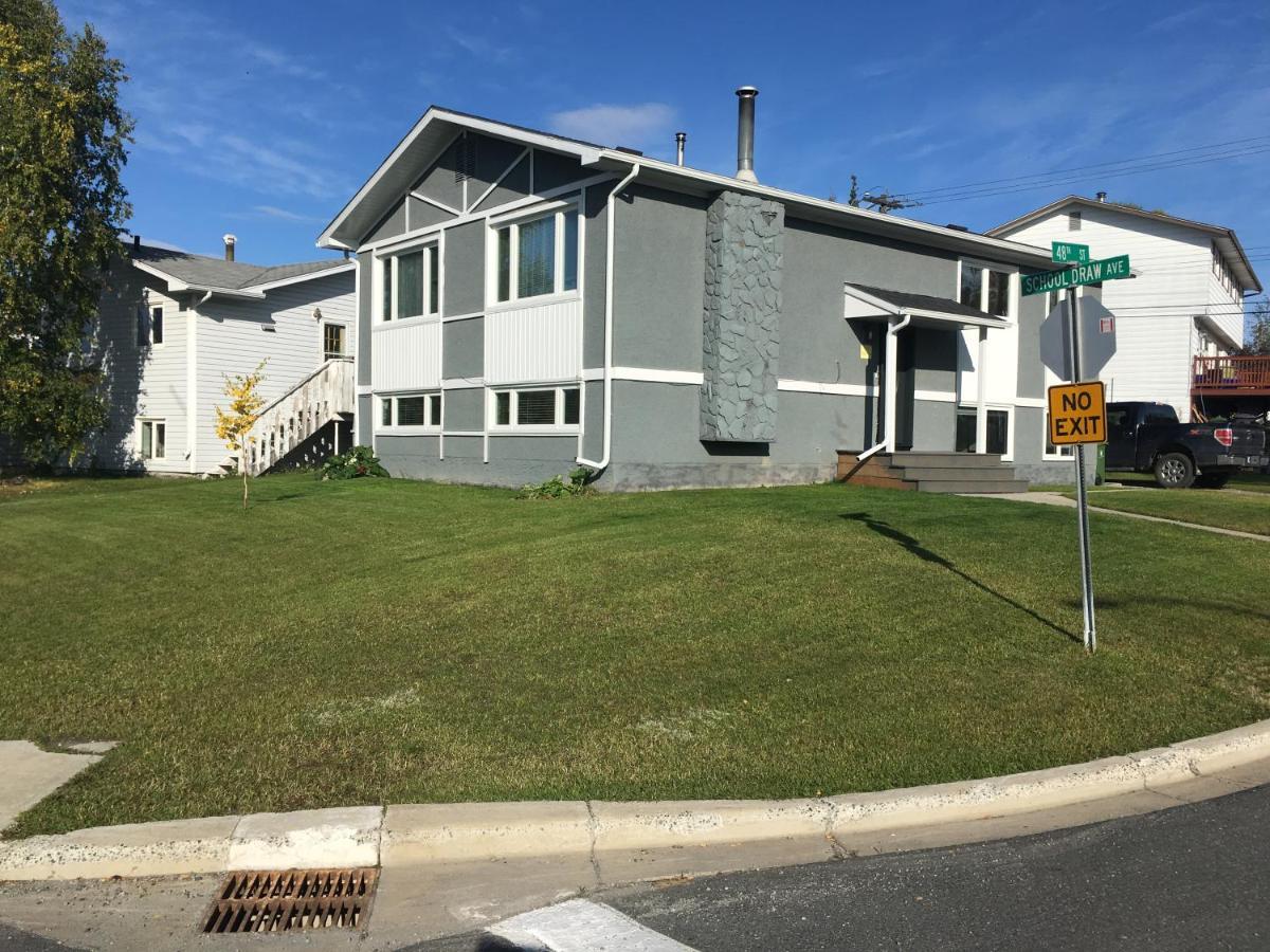Bed and Breakfast Polar Nights Yellowknife Exterior foto
